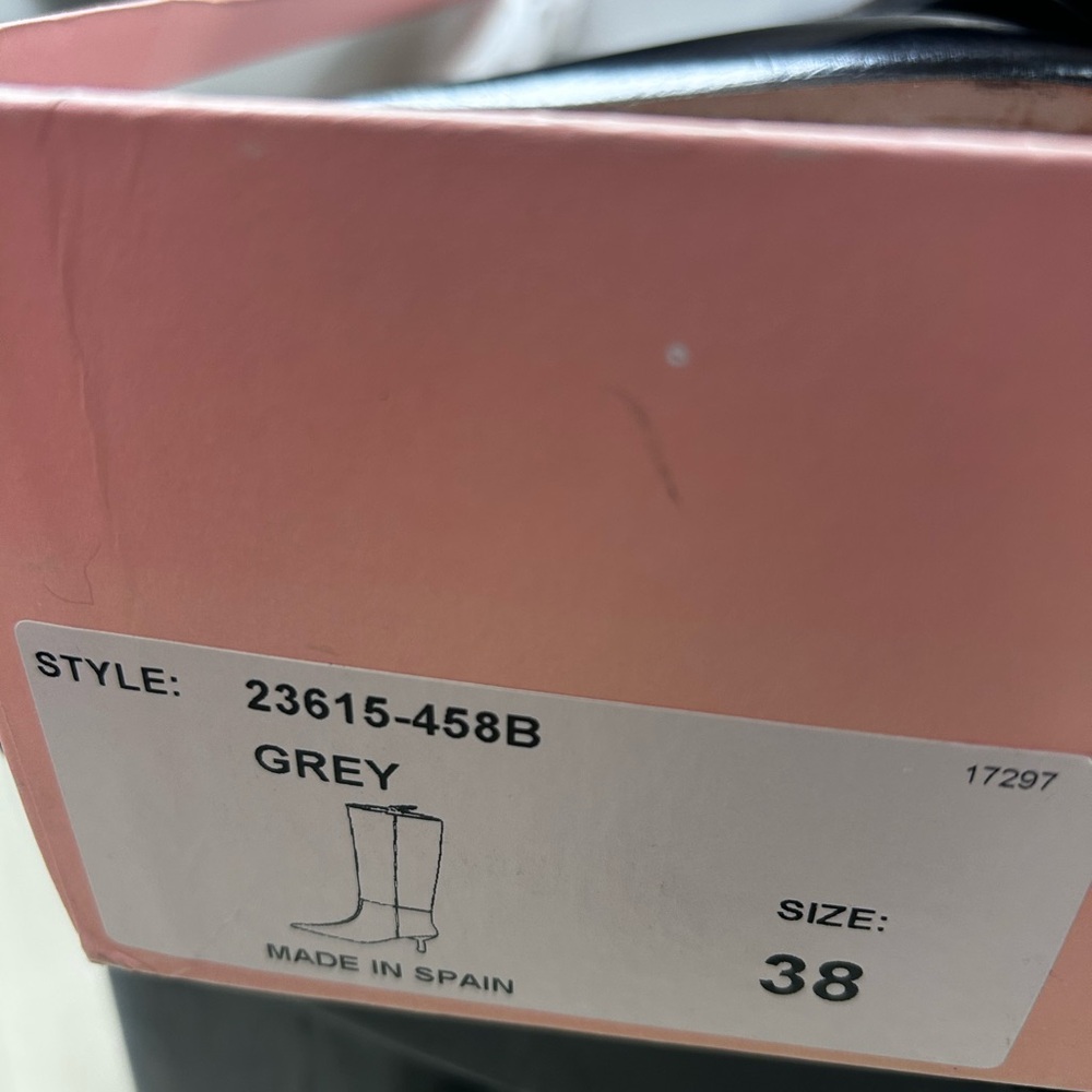 Black with silver Crackle knee-high black leather boots size 7.5 3” heel NIB - Picture 10 of 11